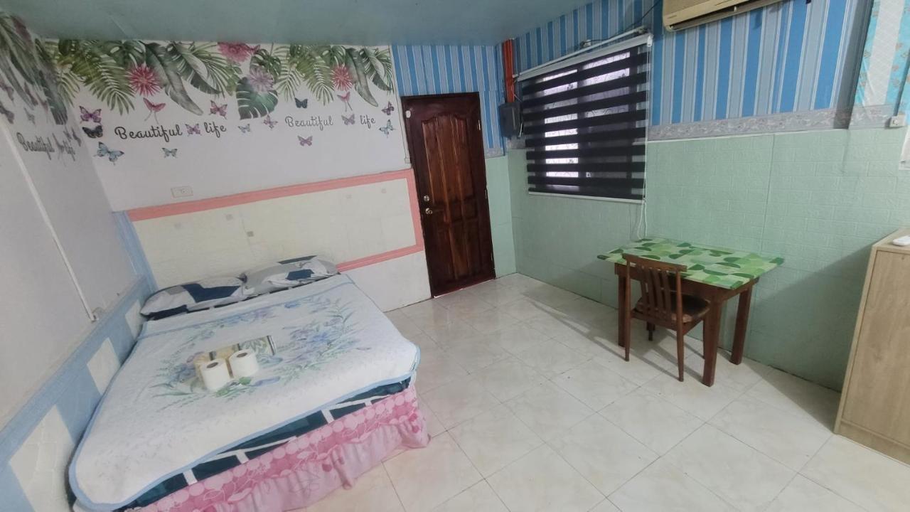 Home Sweetie Homestay & Bunkbeds モアルボアル エクステリア 写真